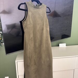 Elegant Olive Sleeveless Dress